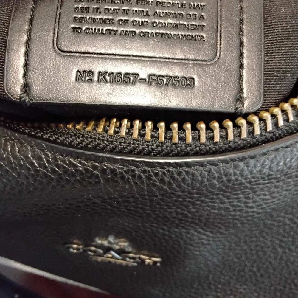 Coach Harley Hobo Black Pebbled Leather With Embossed Snake Trim - Picture 4 of 9